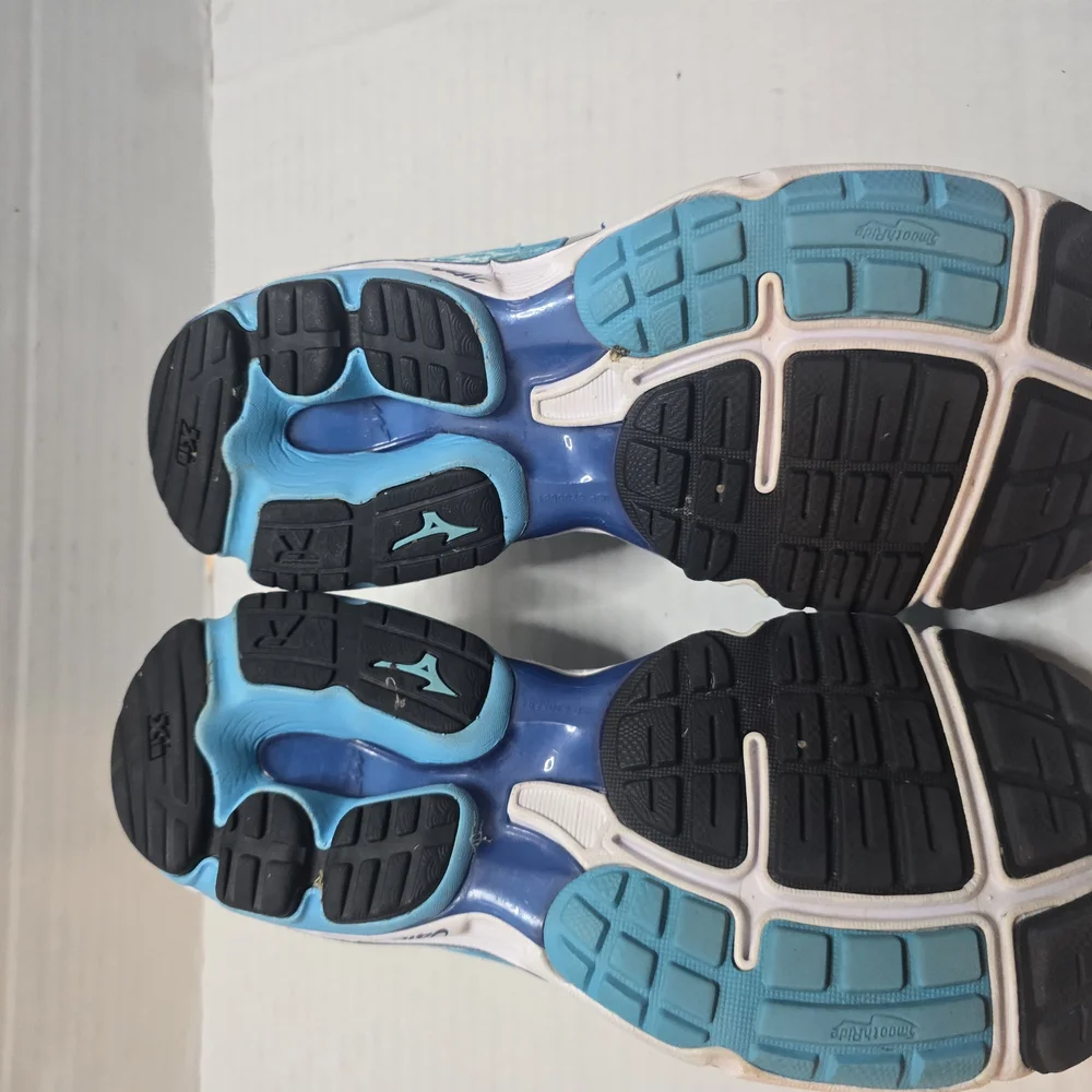 Women‎ Blue and White Shoes